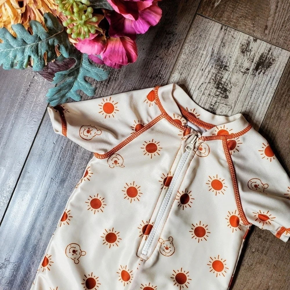 Disney Winnie the Pooh Baby Boys Infant Rash Guard Swimsuit Size 3/6 Months EUC